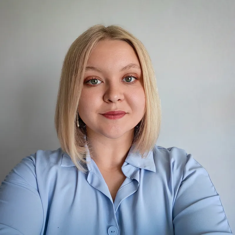 Юлия — мастер Таро и личных консультаций